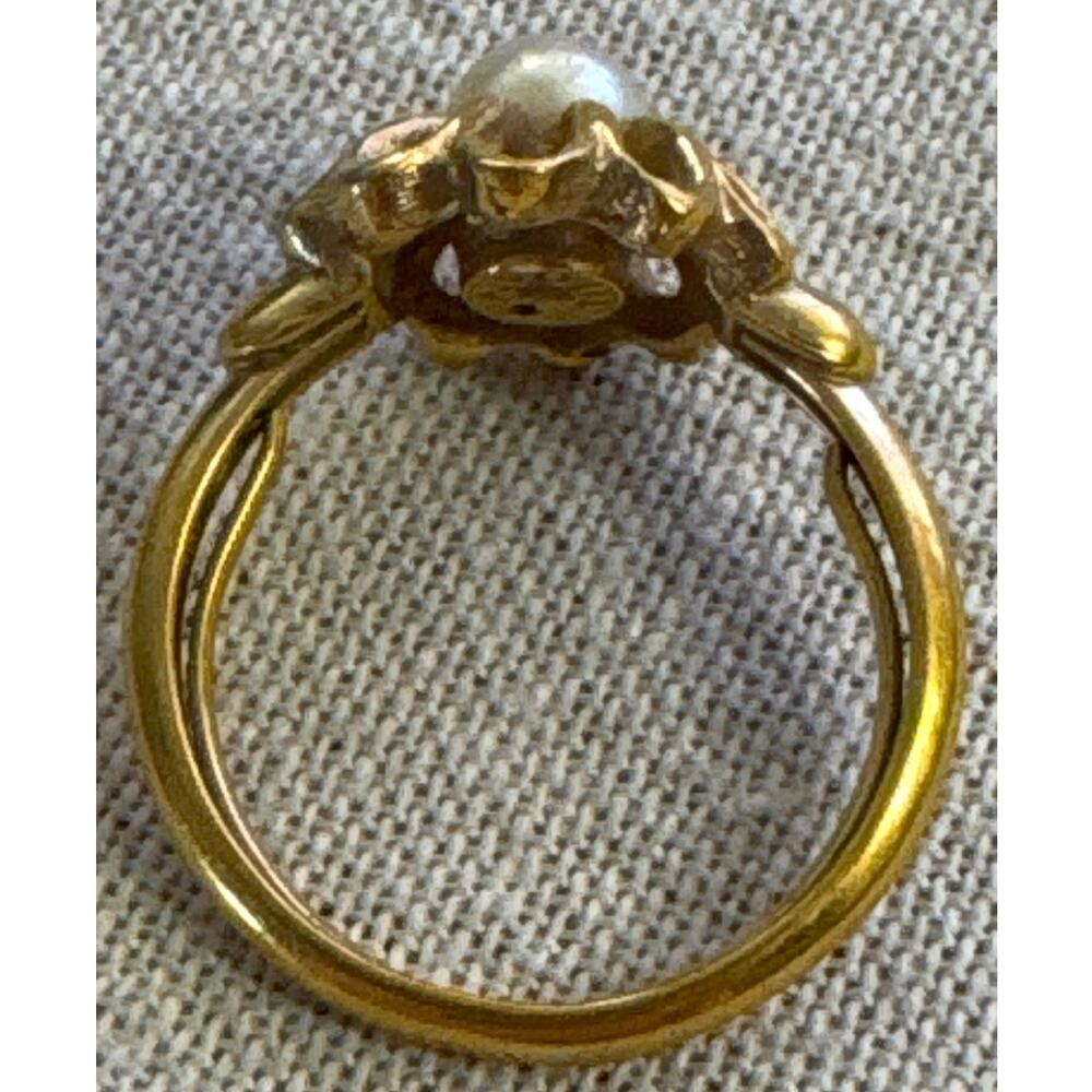Vintage Avon Adjustable Flower Burst Pearl Center Size 7.5 Ring - Picture 2 of 3